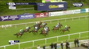 Video preview image for Hamilton Park 15:55 - Stay At Hampton By Hilton Hamilton Park Handicap (6)