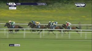 Video preview image for York 17:05 - Sash York Apprentice Handicap (4)