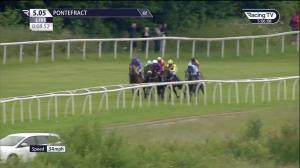 Video preview image for Pontefract 17:05 - 19th Wilfred Underwood Memorial Classified Stakes (5)