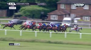 Video preview image for Sandown Park 16:10 - Coral Proud To Support British Racing Handicap (2)
