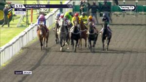 Video preview image for Kempton Park 17:15 - Try Our New Price Boosts At Unibet Apprentice Handicap (4)