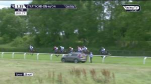 Video preview image for Stratford-on-Avon 13:35 - Join Stratford Racing Club Juvenile Maiden Hurdle (4)