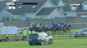 Video preview image for Tramore 19:15 -  Bar Rated Novice Hurdle