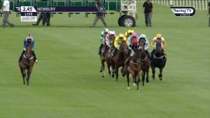 Video preview image for Newbury 14:45 - Download The BetVictor App Handicap (4)
