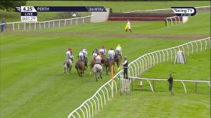 Video preview image for Perth 16:25 - Elderflower and Gooseberry Gin Handicap Hurdle (3)