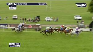 Video preview image for Pontefract 16:20 - Moor Top Farm Shop Hemsworth Handicap (5)