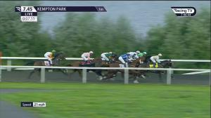 Video preview image for Kempton Park 19:45 - Try Our New Super Boosts At Unibet Handicap (Qualifier) (4)
