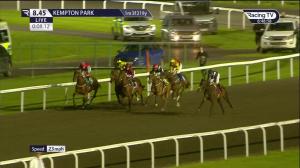 Video preview image for Kempton Park 20:45 - Unibet Casino Deposit £10 Get £40 Bonus Handicap (5)