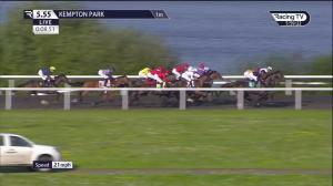 Video preview image for Kempton Park 17:55 - British Stallion Studs EBF Restricted Novice Stakes (5)