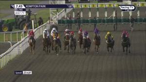 Video preview image for Kempton Park 19:45 - Unibet Extra Place Offers Every Day Handicap (5)