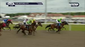 Video preview image for Chelmsford City 16:20 - tote.co.uk Now Never Beaten By SP Handicap (6)