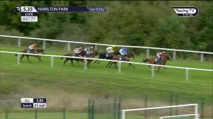 Video preview image for Hamilton Park 17:35 - Hampton By Hilton Hamilton Park Now Open Apprentice Handicap (5)