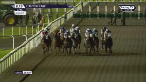 Video preview image for Kempton Park 20:15 - Download The Mansionbet App Handicap (6)