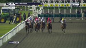 Video preview image for Kempton Park 18:30 - Unibet Casino Deposit £10 Get £40 Bonus Handicap (3)