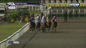 Video preview image for Kempton Park 20:00 - Try Our New Runner Boost At Unibet Fillies' Handicap (5)