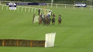 Video preview image for Huntingdon 16:50 - racingtv.com Handicap Hurdle (4)