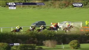 Video preview image for Ludlow 15:50 - Butcher Woods Ltd. Novices' Handicap Hurdle (4)