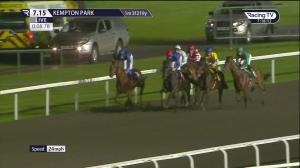 Video preview image for Kempton Park 19:15 - Unibet Extra Place Offers Every Day Handicap (3)