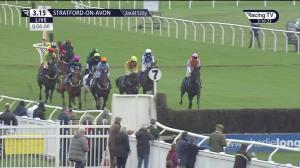 Video preview image for Stratford-on-Avon 15:15 - J.H. Rowe Memorial Handicap Chase (4)