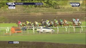 Video preview image for Wetherby 15:40 - Bet365 Handicap Hurdle (3)