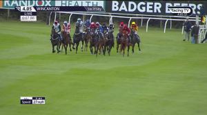 Video preview image for Wincanton 16:05 - Wincanton Racecourse Supporting #racingwithpride Open National Hunt Flat (5)