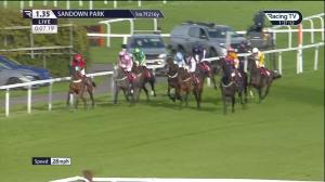 Video preview image for Sandown Park 13:35 - Esher Maiden Hurdle (4)