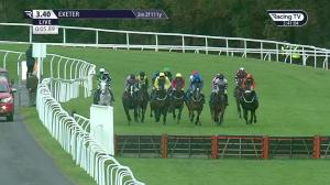 Video preview image for Exeter 15:40 - Free Racing TV For A Month Mares' Novices' Hurdle (4)