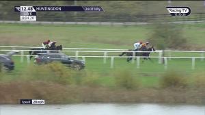 Video preview image for Huntingdon 12:48 - Mansionbet Bet £10 Get £20 EBF Tba Mares' Novices' Chase (Qualifier) (3)