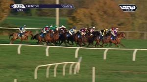 Video preview image for Taunton 15:25 - Short Run Press - The Proper Book Binders Handicap Hurdle (5)