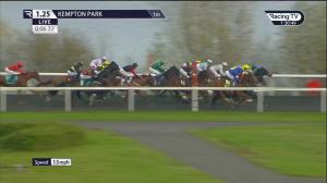 Video preview image for Kempton Park 13:25 - Unibet Extra Place Offers Every Day Restricted Novice Stakes (5) (Div 1)