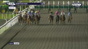 Video preview image for Kempton Park 16:30 - Unibet Horserace Betting Operator Of The Year Nursery Handicap (5)