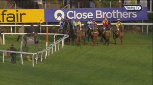 Video preview image for Sandown Park 15:00 - Betfair Exchange London National Handicap Chase (2)