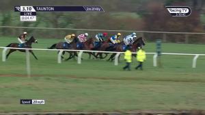 Video preview image for Taunton 15:10 - Dave Criddle Travel Handicap Chase (3)