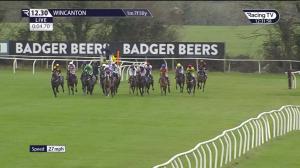 Video preview image for Wincanton 12:30 - Merry Mansionbet Christmas Maiden Hurdle (4)