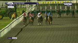Video preview image for Kempton Park 18:45 - Unibet 3 Uniboosts A Day Handicap (4)
