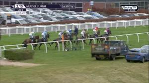 Video preview image for Musselburgh 14:15 - Bet At racingtv.com Handicap Hurdle (Qualifier) (5)