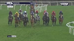 Video preview image for Taunton 15:30 - Thatchers Cider Handicap Hurdle (3)
