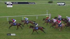Video preview image for Ludlow 15:45 - Watch On RacingTV Mares' Open National Hunt Flat (4)