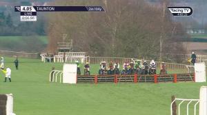 Video preview image for Taunton 16:05 - Taunton Racecourse Business Club Handicap Hurdle (5)