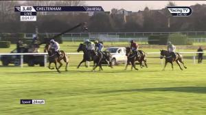 Video preview image for Cheltenham 15:40 - Ballymore Novices' Hurdle (Classic) (Grade 2) (1)