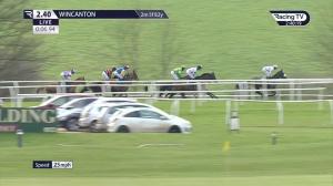 Video preview image for Wincanton 14:40 - EBF Mares' 'National Hunt' Novices' Hurdle (Qualifier) (4)