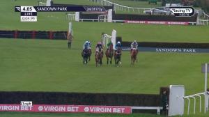 Video preview image for Sandown Park 16:05 - Virgin Bet Novices' Handicap Hurdle (3)