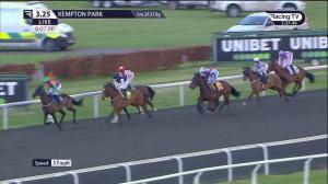 Video preview image for Kempton Park 15:25 - Try Our New Price Boosts At Unibet Handicap (3)