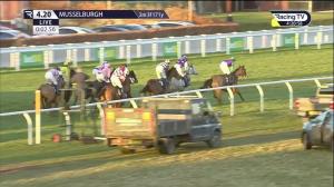 Video preview image for Musselburgh 16:20 - Bet365 Handicap Hurdle (4)