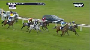 Video preview image for Wetherby 14:40 - Racing TV Handicap Chase (3)