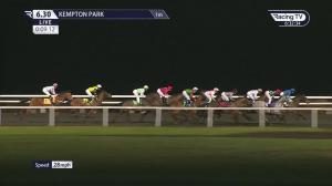 Video preview image for Kempton Park 18:30 - Unibet Extra Place Offers Every Day Handicap (Qualifier) (4)
