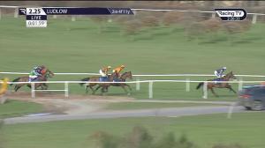 Video preview image for Ludlow 14:25 - EBF Mares' Novices' Chase (Qualifier) (3)