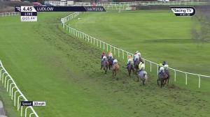Video preview image for Ludlow 16:45 - Farm & Garden MacHinery Novices' Handicap Chase (5)