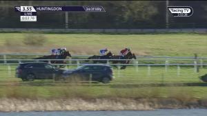 Video preview image for Huntingdon 15:55 - Racing TV Handicap Chase (4)