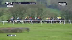 Video preview image for Wincanton 16:20 - 10% More, Bet Direct At tote.co.uk Handicap Hurdle (5)